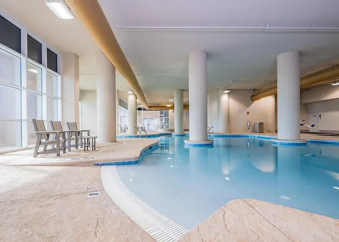 Phoenix Gulf Towers 1701 Apartment